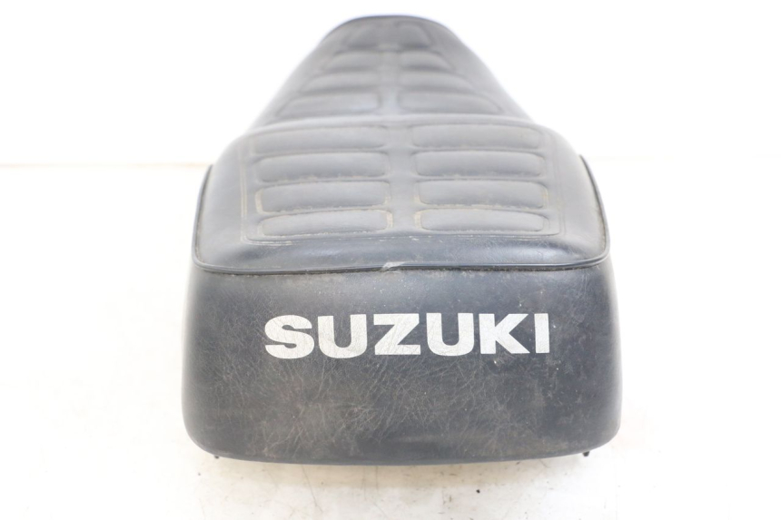 photo de SELLE SUZUKI GN 125 (1997 - 2000)