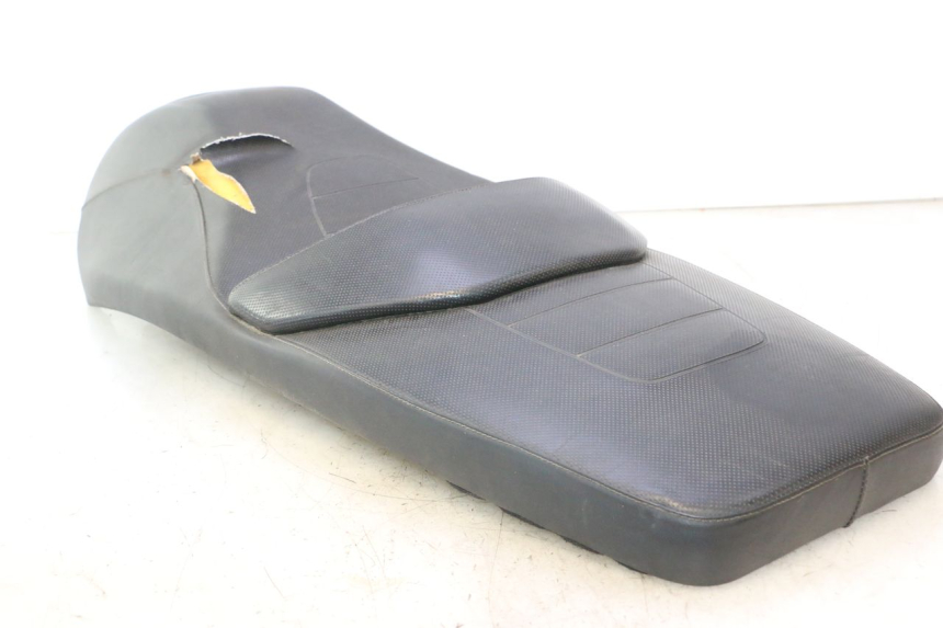 photo de SELLE GILERA GP 800 (2007 - 2013) - Gros plan technique
