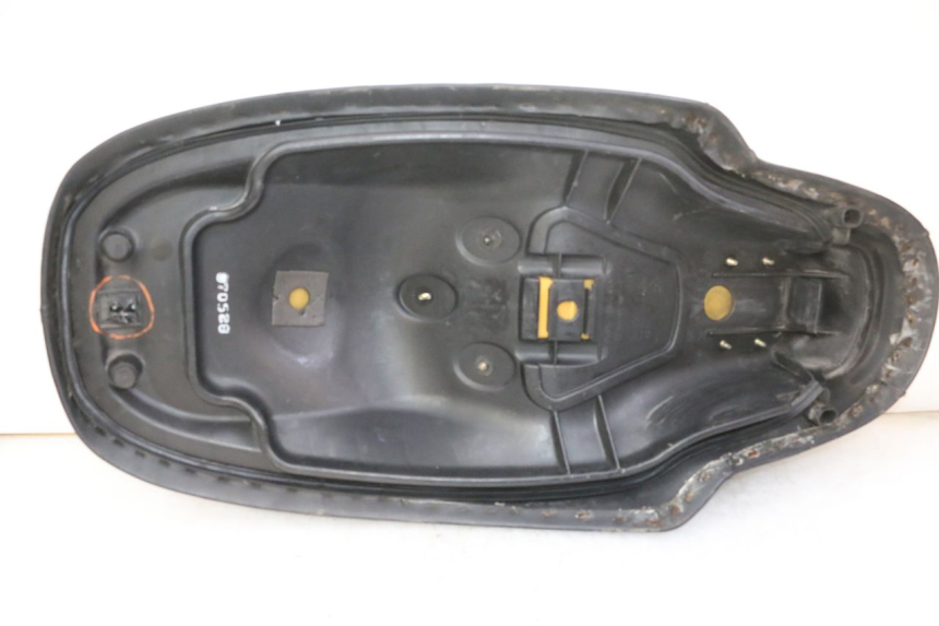 photo de SELLE KYMCO GRAND DINK 125 (2008 - 2014)