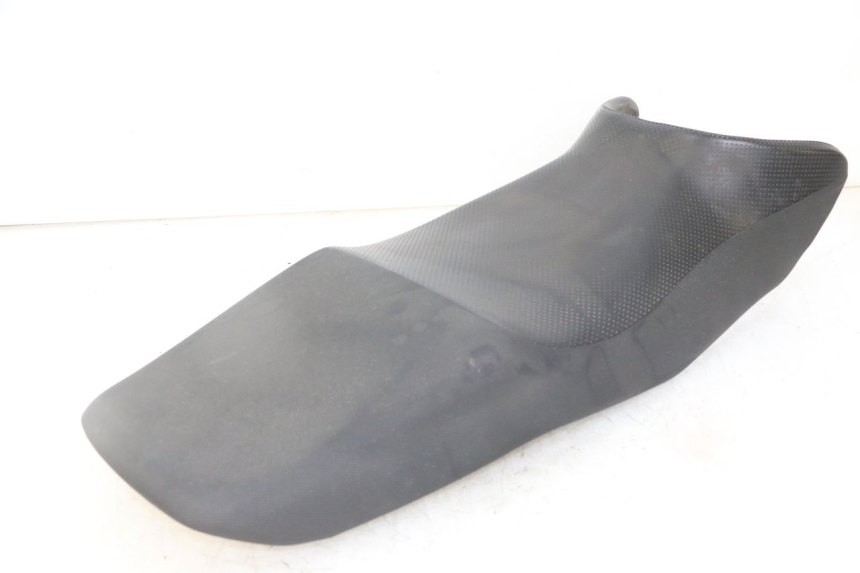 photo de SELLE SUZUKI GS GSE 500 (2001 - 2003)