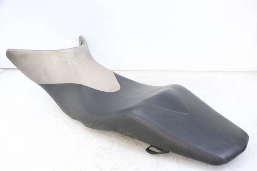 photo de SELLE SUZUKI GSR 600 (2005 - 2012)
