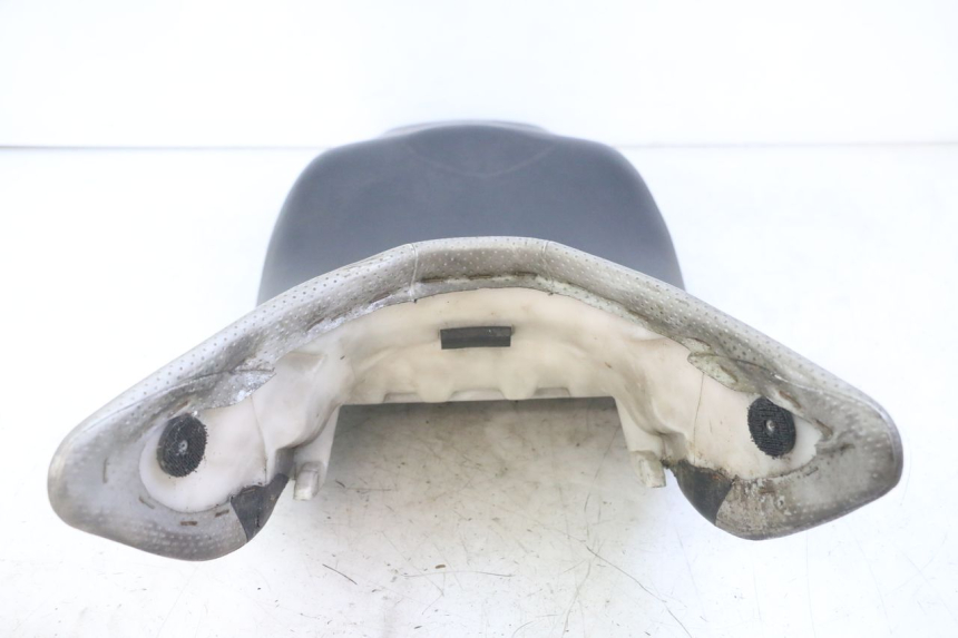 photo de SELLE SUZUKI GSR 600 (2005 - 2012)