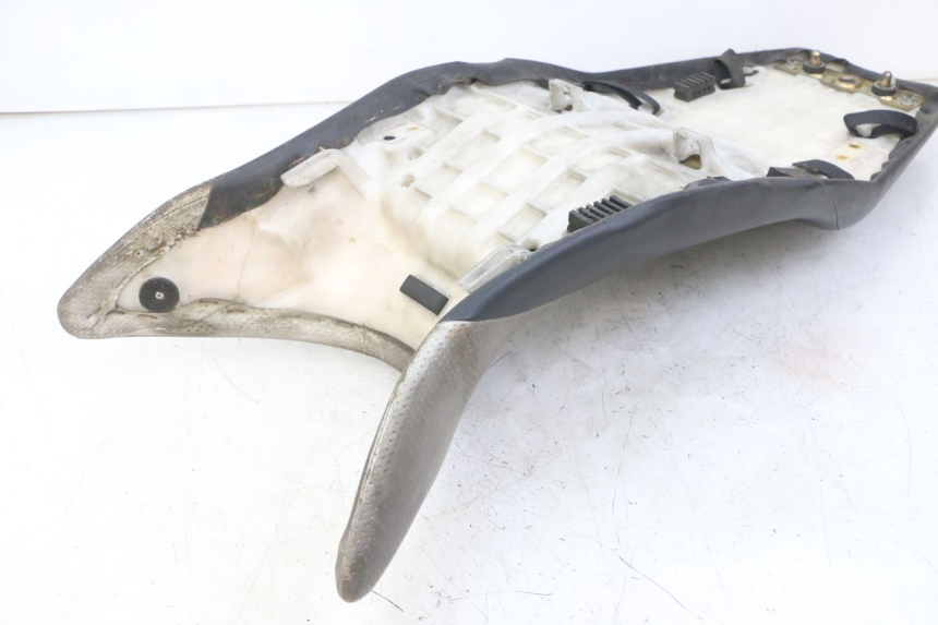 photo de SELLE SUZUKI GSR 600 (2005 - 2012)