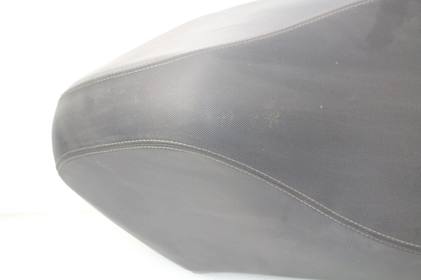 photo de SELLE PEUGEOT KISBEE 2T 50 (2010 - 2017)