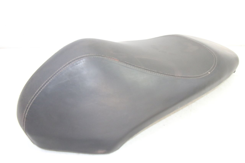 photo de SELLE PEUGEOT KISBEE 2T 50 (2010 - 2017)