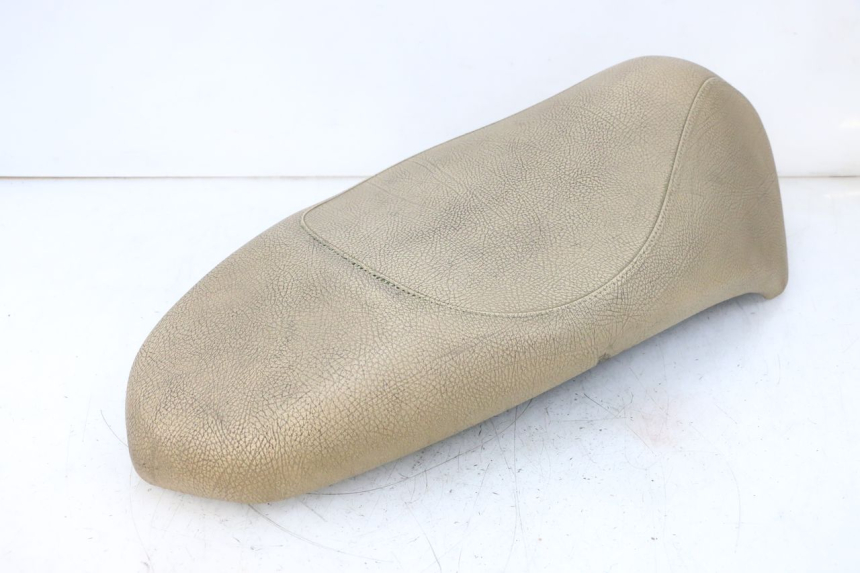 photo de SELLE PEUGEOT KISBEE 2T 50 (2010 - 2017) - Focus structure