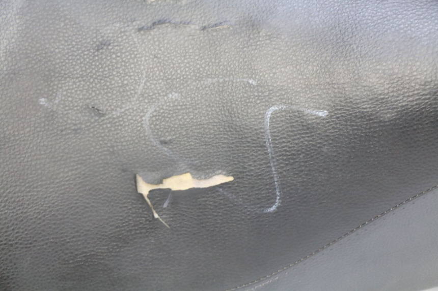 photo de SELLE PEUGEOT KISBEE 4T 50 (2010 - 2017)