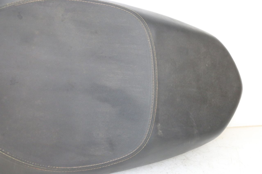 photo de SELLE PEUGEOT KISBEE 4T 50 (2018 - 2022)