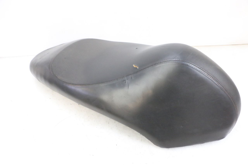 photo de SELLE PEUGEOT KISBEE 4T 50 (2018 - 2022) - Autre angle de vue