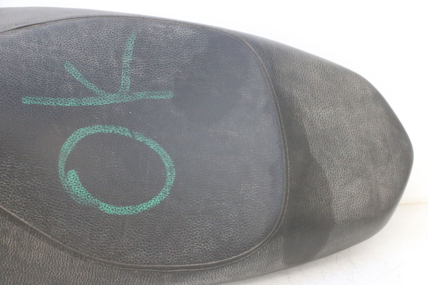 photo de SELLE PEUGEOT KISBEE 4T 50 (2010 - 2017) - Inspection visuelle