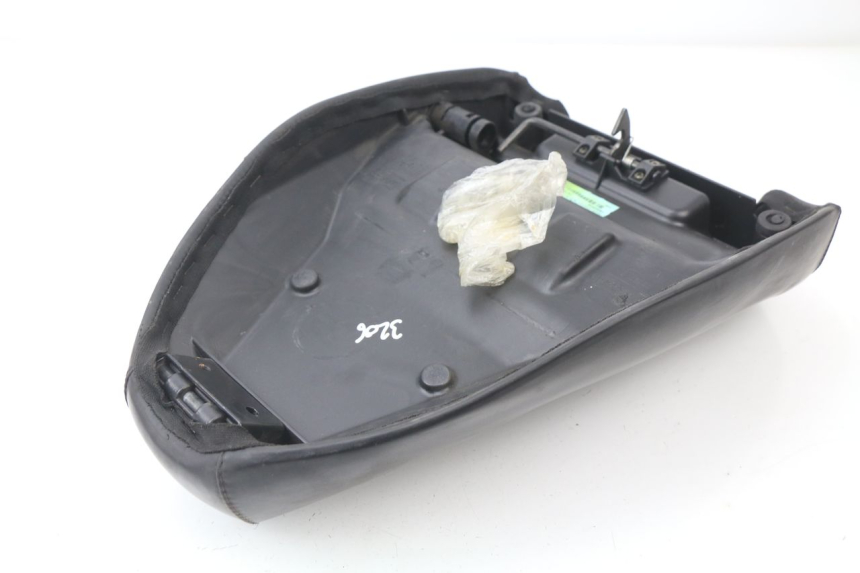 photo de SELLE PIAGGIO LIBERTY 4T 50 (2009 - 2015) - Détails caractéristiques