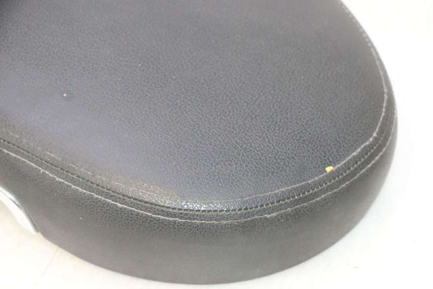 photo de SELLE PIAGGIO LIBERTY IGET 4T 50 (2015 - 2020) - Détail de la pièce
