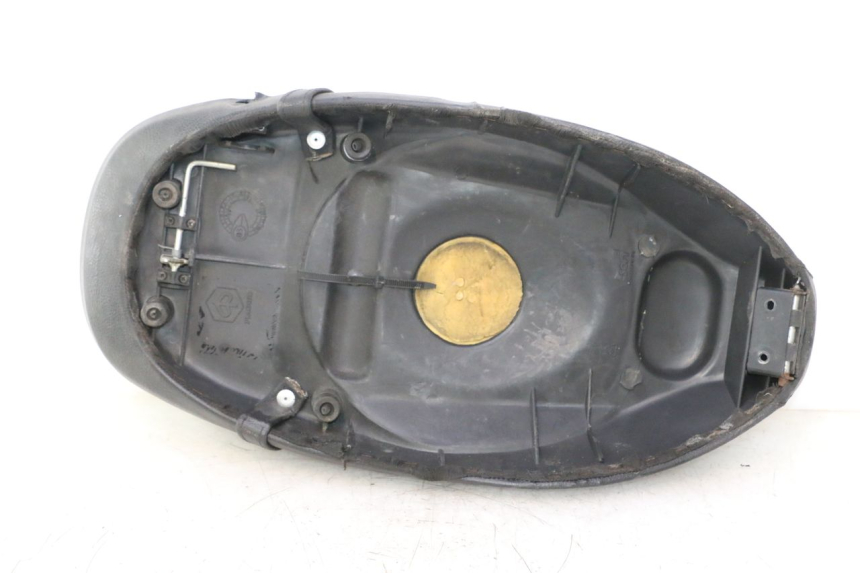 photo de SELLE PIAGGIO LIBERTY 50 (1998 - 2003) - Vue rapprochée