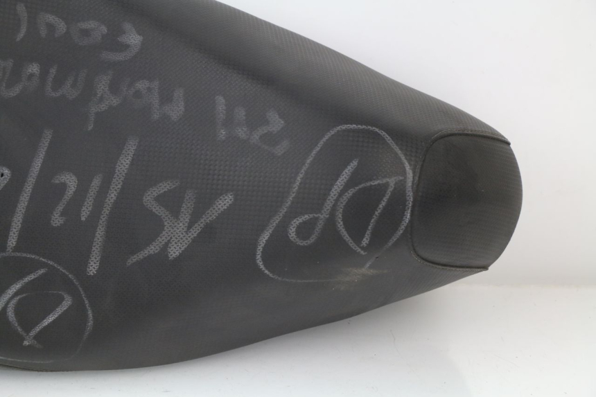 photo de SELLE PEUGEOT LUDIX BLASTER 50 (2006 - 2014) - Inspection visuelle