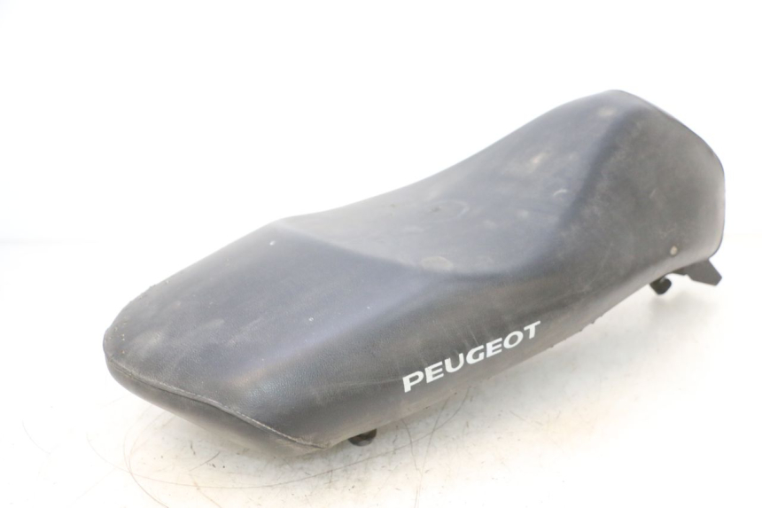 photo de SELLE PEUGEOT LUDIX 50 (2005 - 2007) - Vue rapprochée