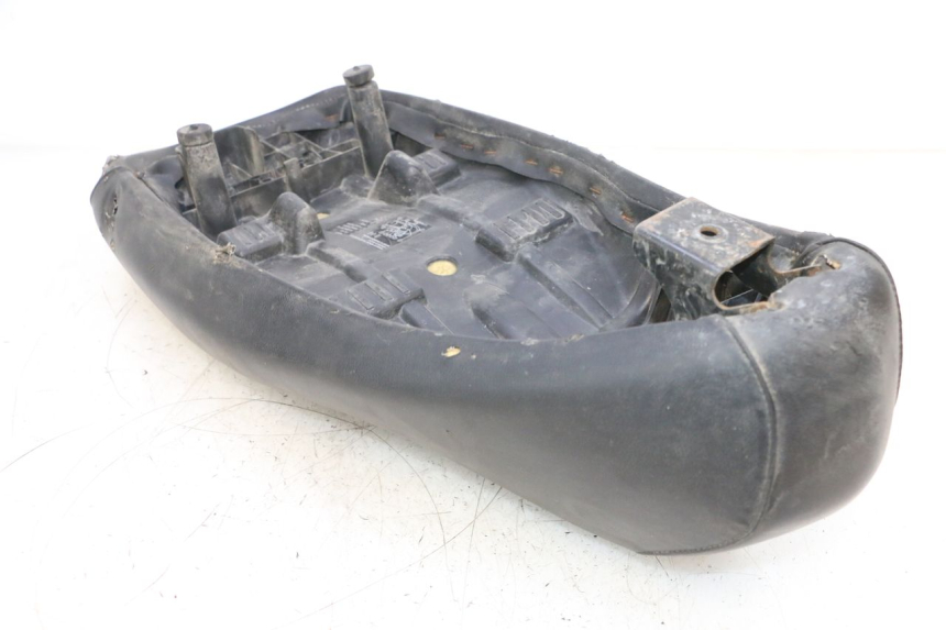 photo de SELLE PEUGEOT LUDIX 50 (2005 - 2007) - Zoom état d’usage