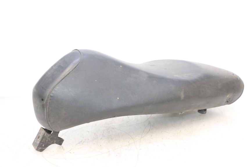 photo de SELLE PEUGEOT LUDIX 50 (2005 - 2007) - Marquages et références