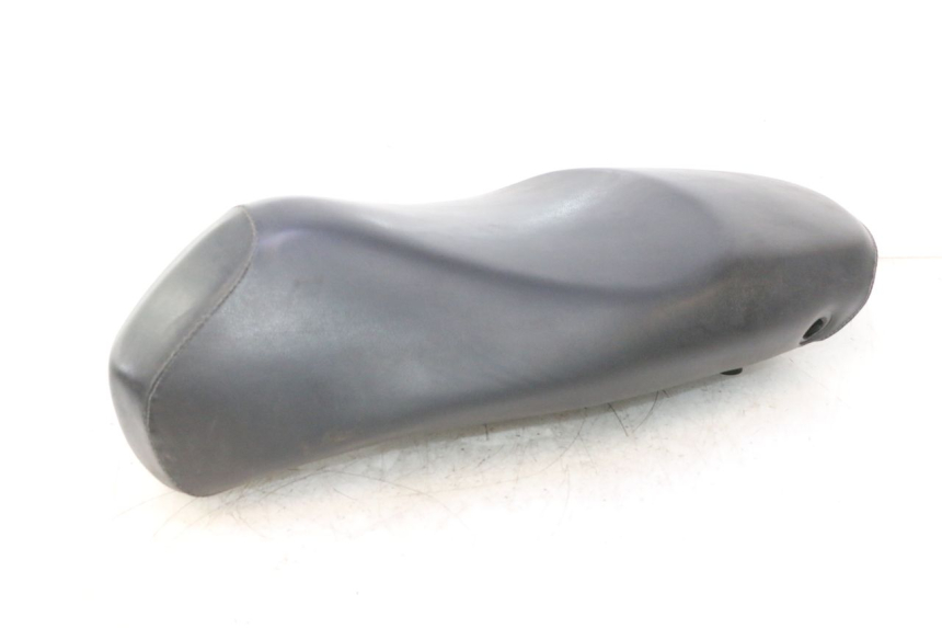 photo de SELLE PEUGEOT LUDIX 50 (2005 - 2007) - Vue rapprochée