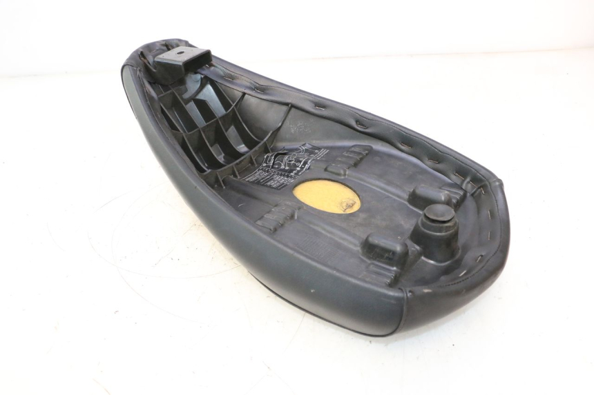 photo de SELLE PEUGEOT LUDIX ONE 14P 50 (2004 - 2013) - Autre angle de vue
