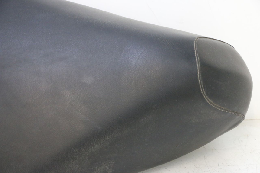photo de SELLE PEUGEOT LUDIX ONE 50 (2004 - 2013) - Vue rapprochée