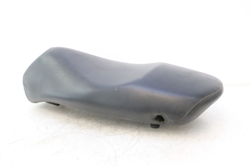 photo de SELLE PEUGEOT LUDIX ONE 50 (2004 - 2013) - Inspection visuelle
