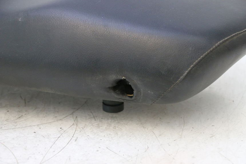 photo de SELLE PEUGEOT LUDIX ONE 50 (2004 - 2013) - Focus structure