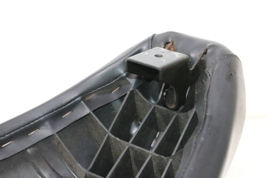 photo de SELLE PEUGEOT LUDIX SNAKE 2T 50 (2004 - 2014) - Zoom composants