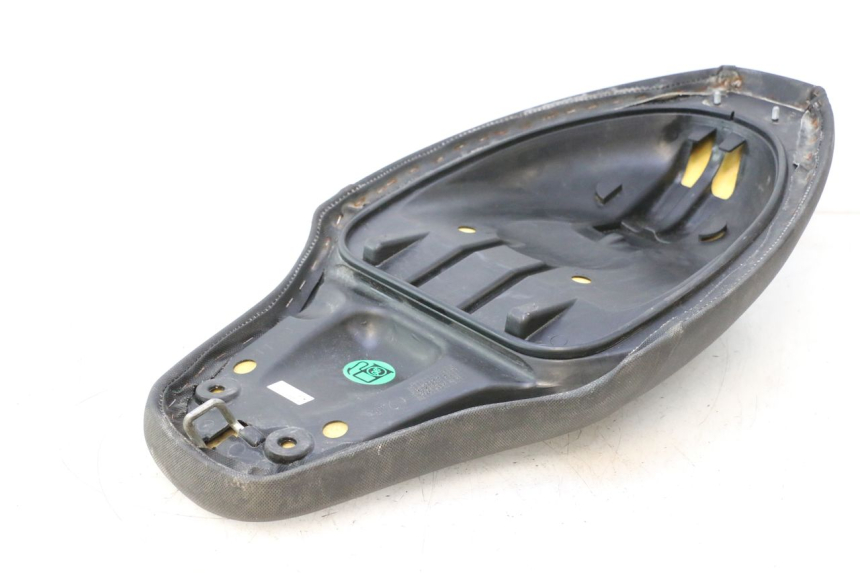 photo de SELLE MBK MACH G AC 50 (2002 - 2014) - Gros plan technique