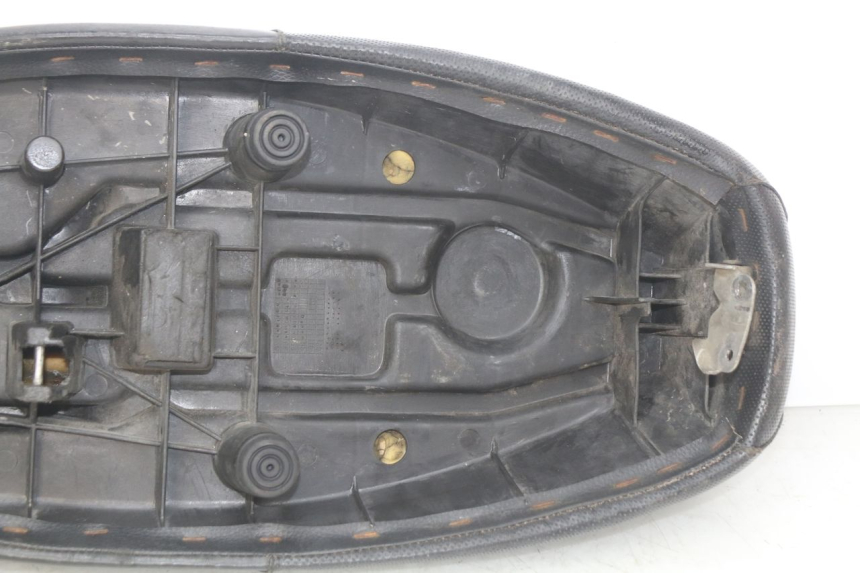 photo de SELLE MBK BOOSTER SPIRIT 50 (1999 - 2003)