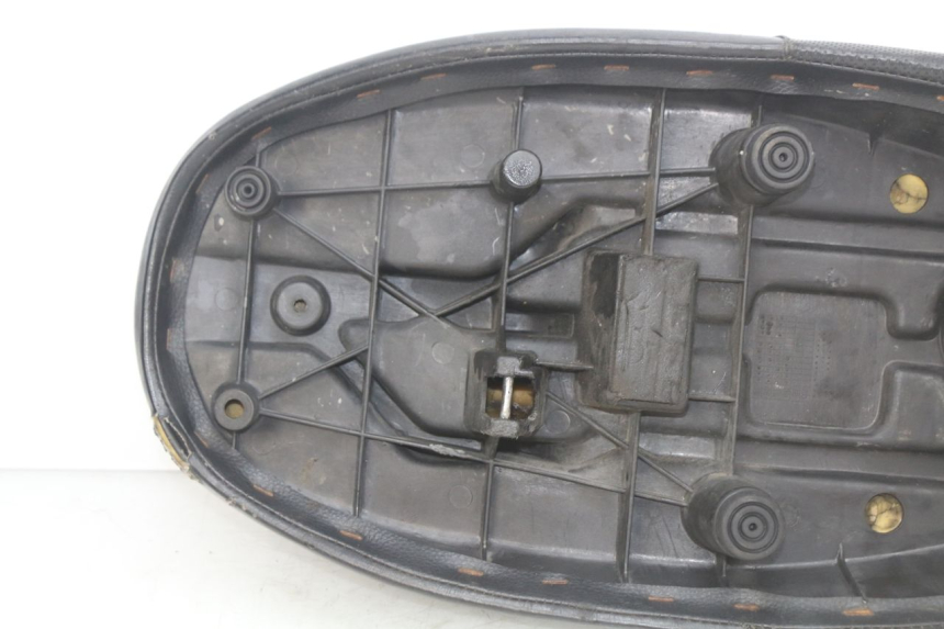 photo de SELLE MBK BOOSTER SPIRIT 50 (1999 - 2003)