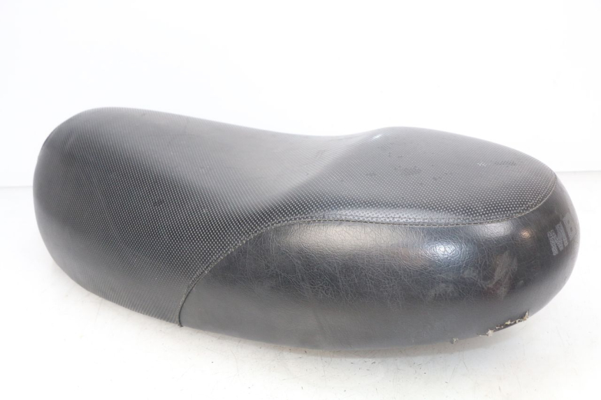photo de SELLE MBK BOOSTER SPIRIT 50 (1999 - 2003)