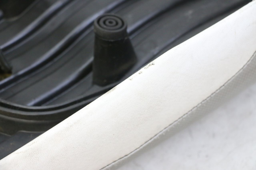 photo de SELLE MBK BOOSTER SPIRIT NAKED 50 (2004 - 2017)