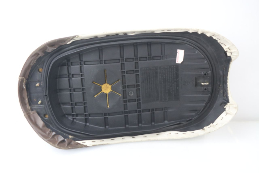 photo de SELLE SYM MIO 50 (2005 - 2010) - Détail de la pièce