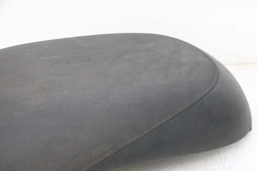 photo de SELLE SYM MIO 50 (2005 - 2010) - Angle alternatif