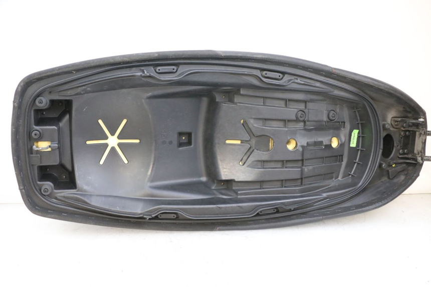 photo de SELLE PIAGGIO MP3 HPE 350 (2018 - 2020) - Détails caractéristiques