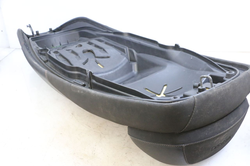 photo de SELLE PIAGGIO MP3 HPE 350 (2018 - 2020) - Vue d’ensemble