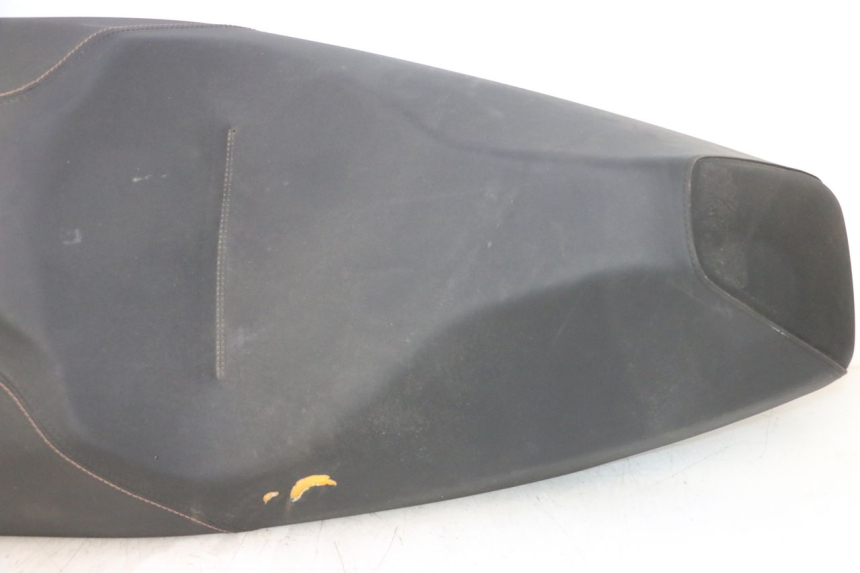 photo de SELLE PIAGGIO MP3 HPE 530 (2022 - 2026) - Vue principale
