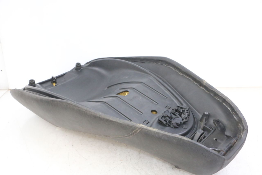 photo de SELLE PIAGGIO MP3 LT 300 (2010 - 2016)