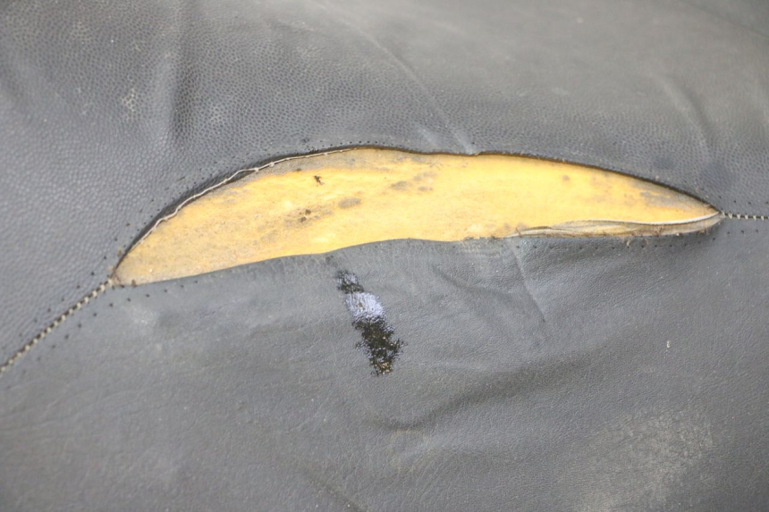 photo de SELLE PIAGGIO MP3 LT 300 (2010 - 2016) - État de surface