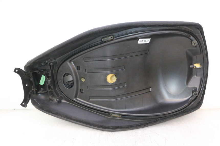 photo de SELLE PIAGGIO MP3 LT 300 (2010 - 2016) - Inspection visuelle