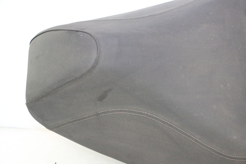 photo de SELLE PIAGGIO MP3 LT 400 (2007 - 2012) - Détails caractéristiques