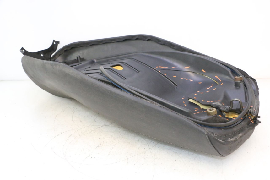 photo de SELLE PIAGGIO MP3 LT 400 (2007 - 2012) - Aperçu profil