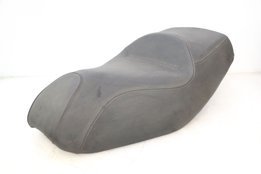 photo de SELLE PIAGGIO MP3 LT 400 (2007 - 2012) - Marquages et références