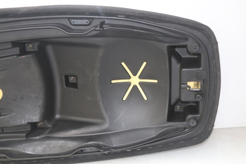 photo de SELLE PIAGGIO MP3 500 (2014 - 2016)