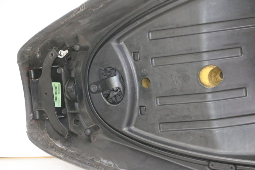 photo de SELLE PIAGGIO MP3 500 (2011 - 2015)