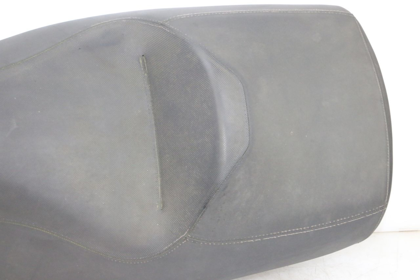 photo de SELLE PIAGGIO MP3 RL 250 (2007 - 2010) - Zoom qualité