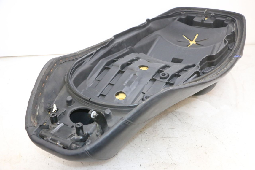 photo de SELLE PIAGGIO MP3 500 (2016 - 2018) - Gros plan technique