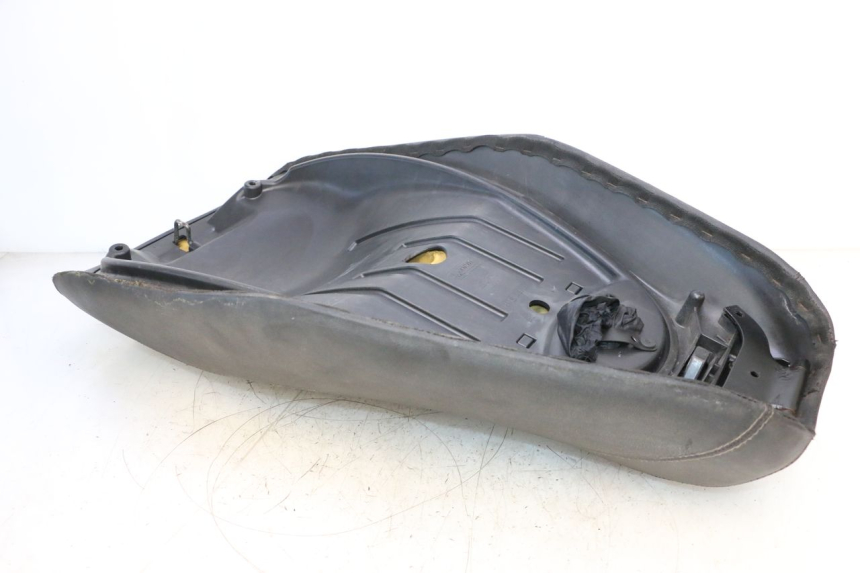 photo de SELLE PIAGGIO MP3 RL 250 (2006 - 2010) - Photo complémentaire