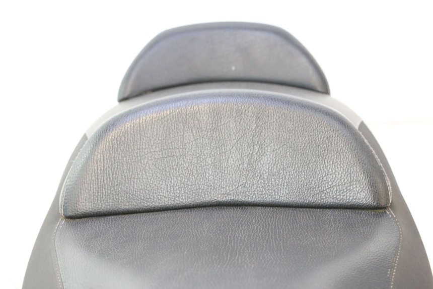 photo de SELLE PIAGGIO MP3 500 (2016 - 2018) - Détail de la pièce