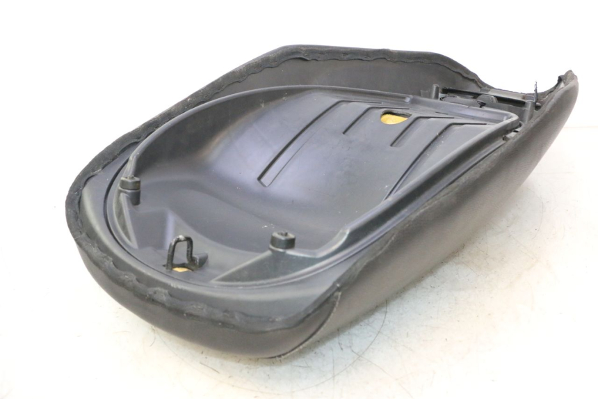 photo de SELLE PIAGGIO MP3 125 (2006 - 2014) - État de surface